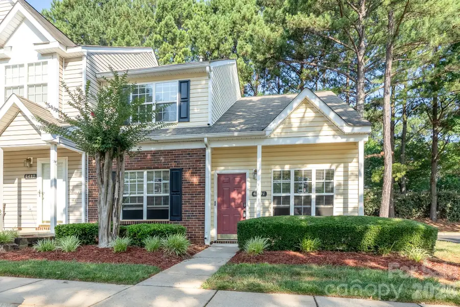 6491 Saint Bernard Way, Charlotte, NC 28269 - #2