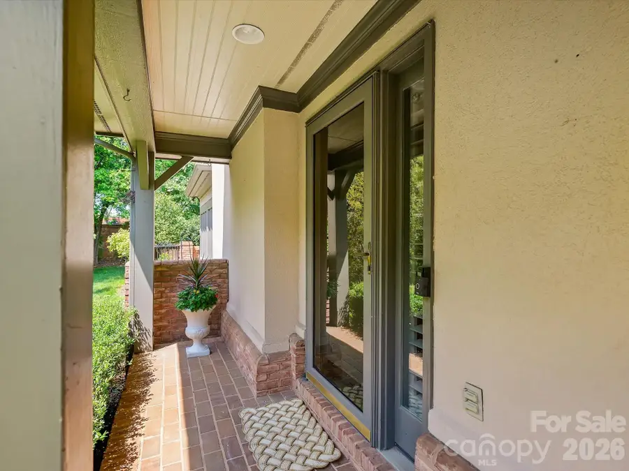5719 Ballinard Lane, Charlotte, NC 28277 - #2
