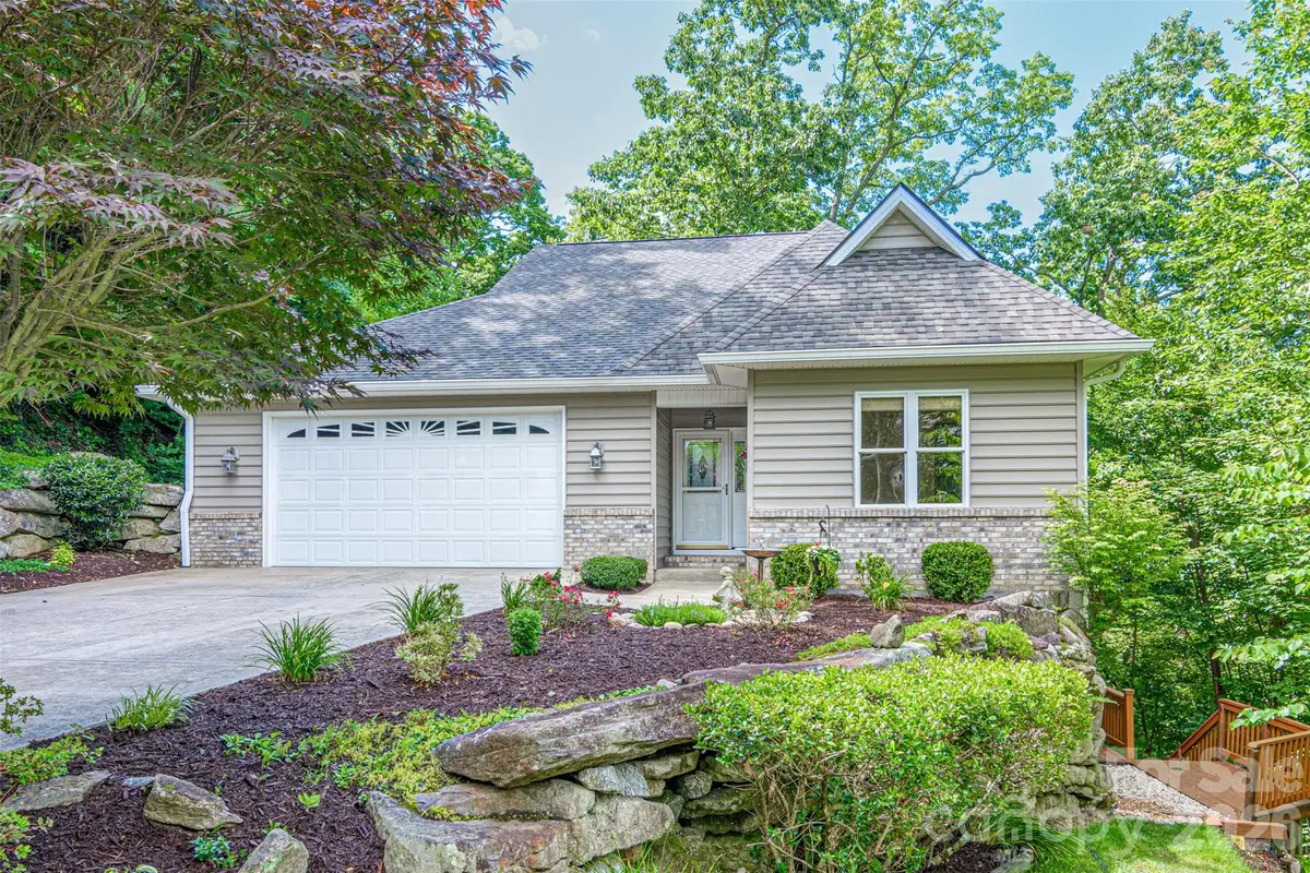 299 Carriage Summitt Way, Hendersonville, NC 28791 - #1