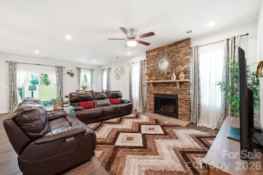 10129 Harvest Gold Drive, Charlotte, NC 28215 - #2