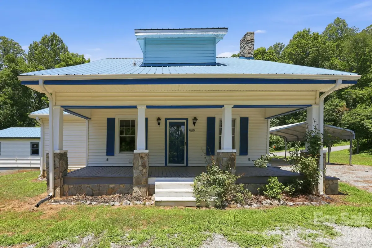 1231 Caldwell Place Nw, Lenoir, NC 28645 - #1