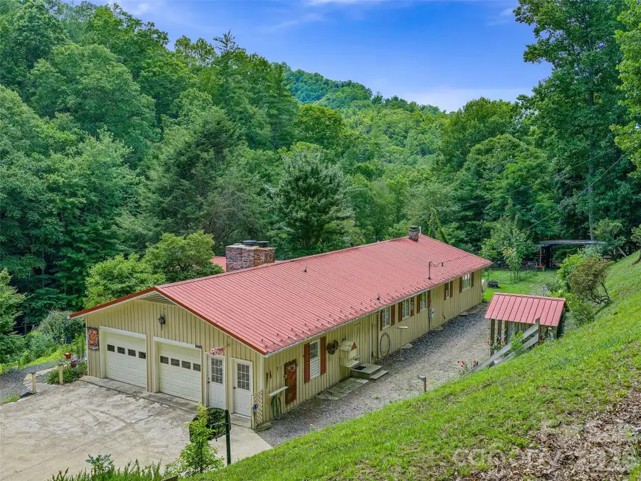 1065 Upper Pig Pen Road, Green Mountain, NC 28740 - #2