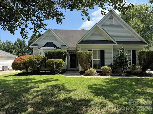 570 Surry Trace Circle Nw, Concord, NC 28027