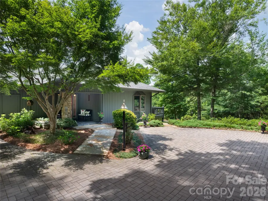 1071 Linkside Drive, Hendersonville, NC 28739 - #2