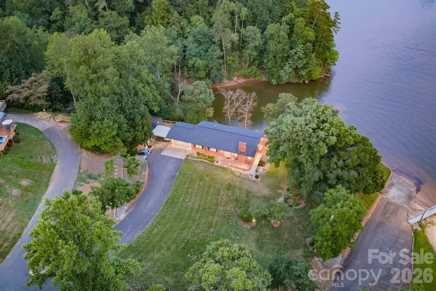 6296 Southlake Drive, Hickory, NC 28601 - #2