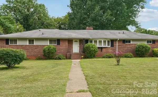 2819 Gardner Park Drive, Gastonia, NC 28054