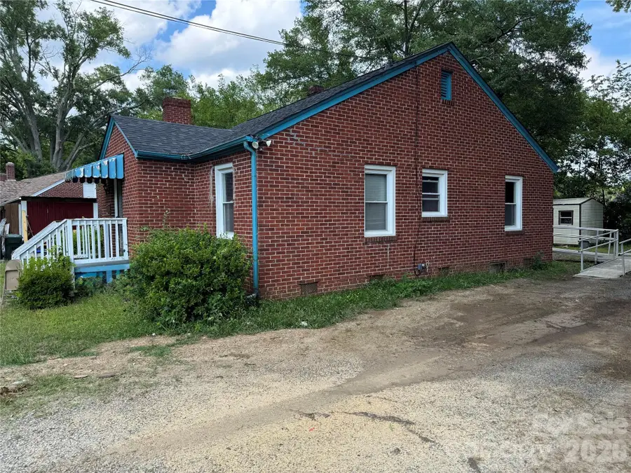 945 S Confederate Avenue, Rock Hill, SC 29730 - #2