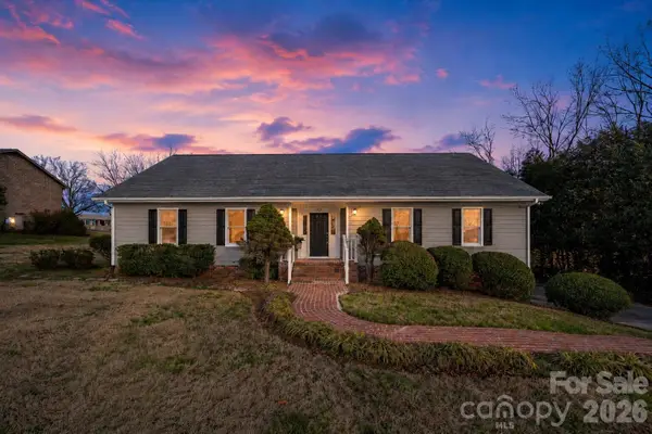 3718 Club House Drive Ne, Conover, NC 28613