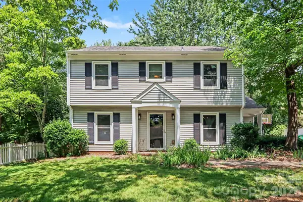 320 Sunnywood Lane, Charlotte, NC 28270