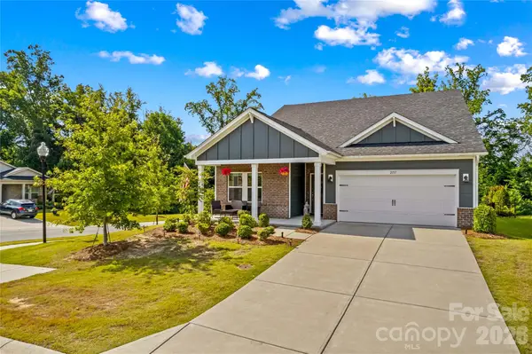 2157 Cherrybark Court #152, Denver, NC 28037