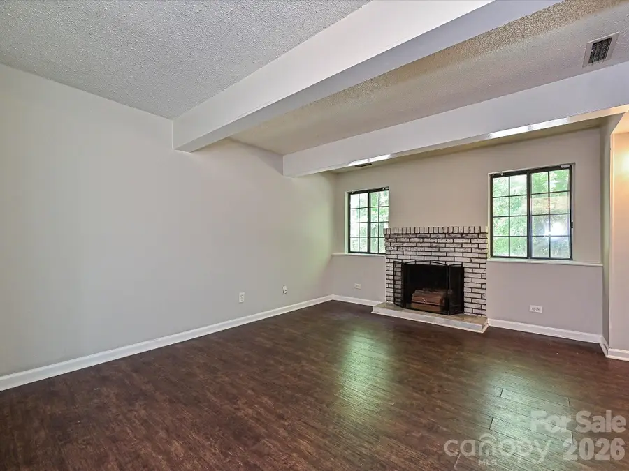 9111 Sharonbrook Drive, Charlotte, NC 28210 - #2