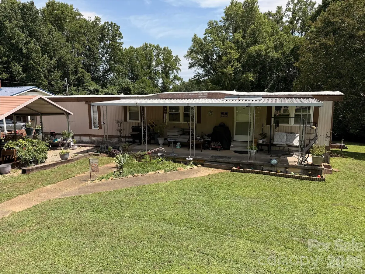 806 Oval Street, Kannapolis, NC 28081 - #1