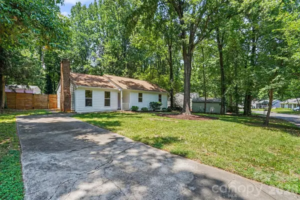 5301 Great Wagon Road, Charlotte, NC 28215