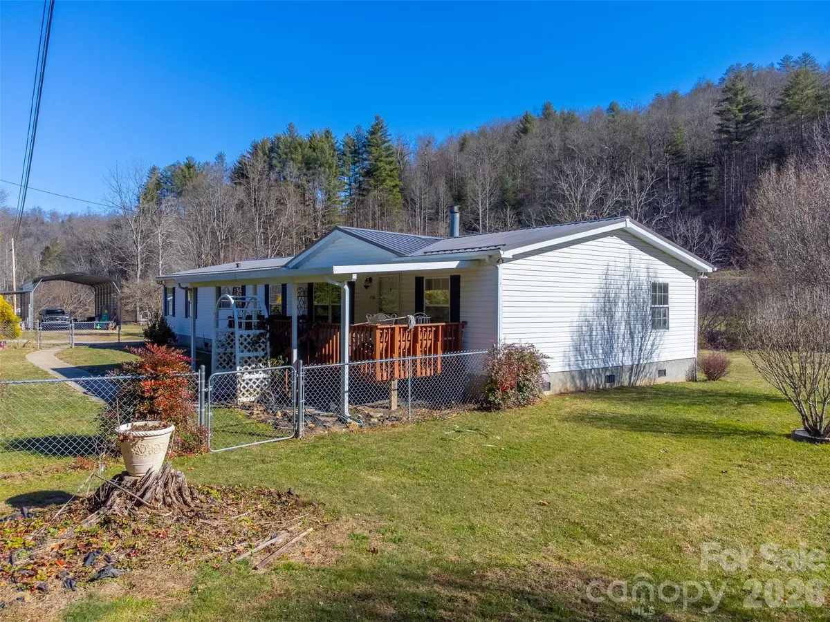 7581 Hwy 441 Highway S, Sylva, NC 28779 - #1
