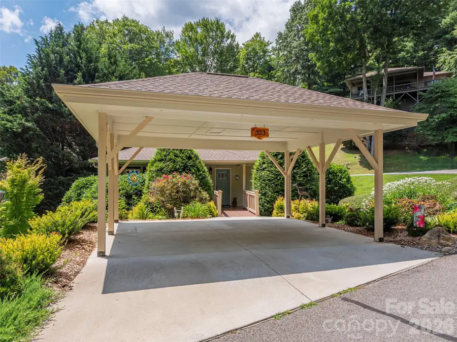 323 Hawks Crest Drive, Waynesville, NC 28786 - #2