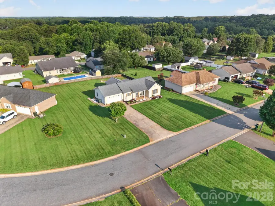 1425 Farmington Hills Drive, Conover, NC 28613 - #3