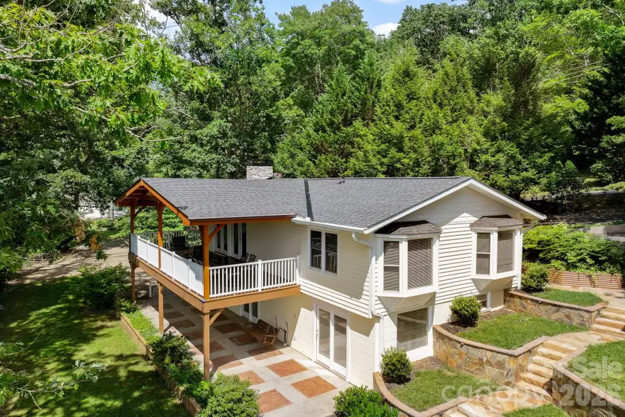 211 Rhododendron Avenue, Black Mountain, NC 28711 - #2
