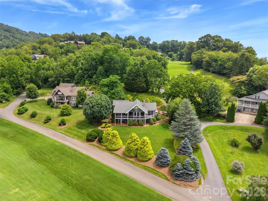 33 Banker Drive, Waynesville, NC 28786 - #3