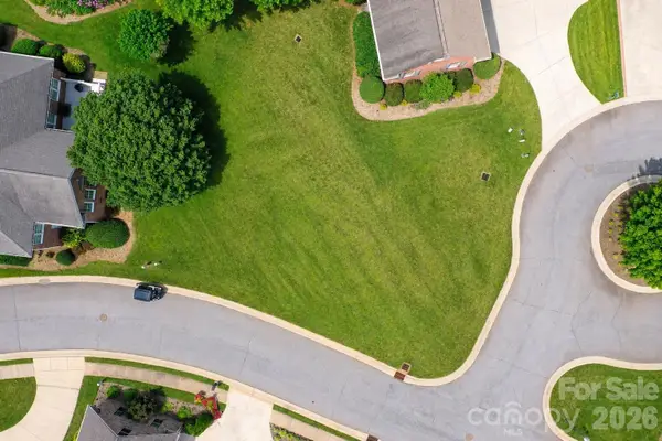 3790 Sarazen Court Ne #5, Conover, NC 28613