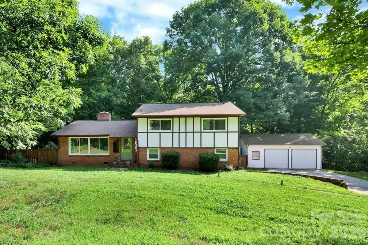 2311 Laurelwood Circle, Charlotte, NC 28214 - #1