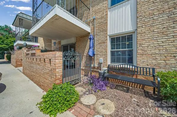 4739 Hedgemore Drive #N, Charlotte, NC 28209