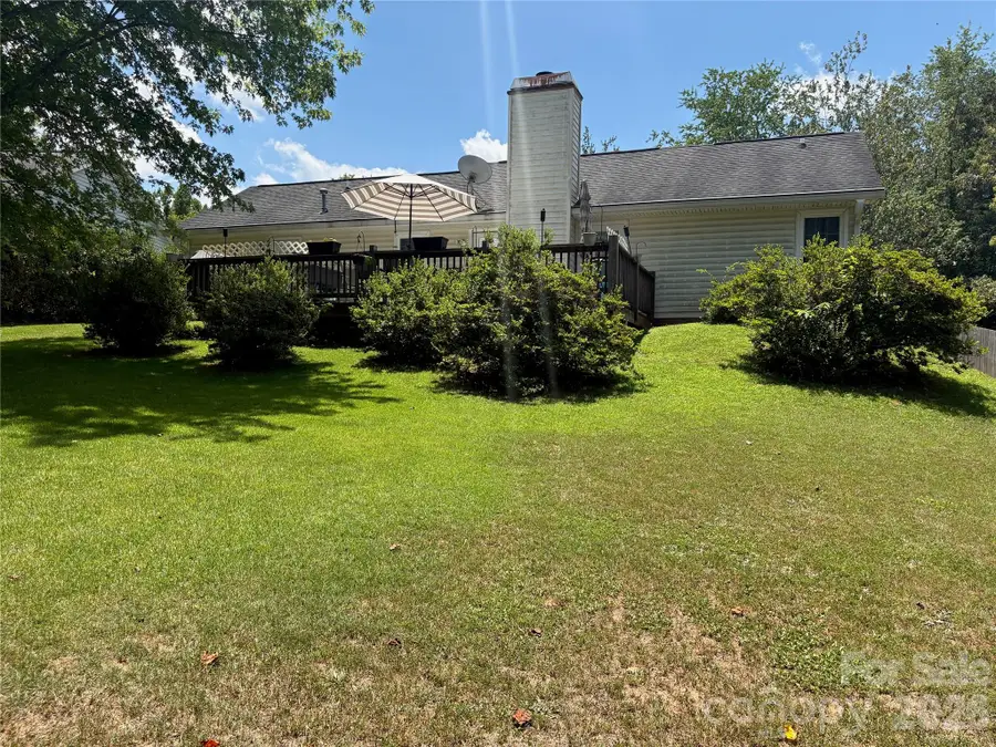 64 Mount Carmel Drive, Asheville, NC 28806 - #2