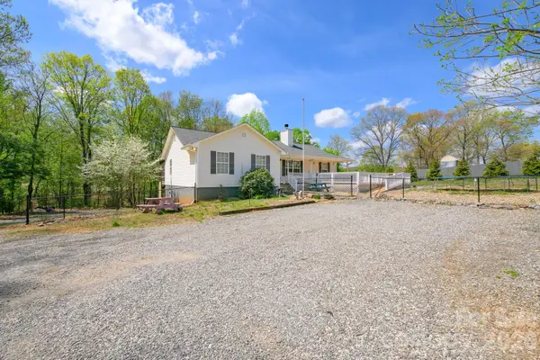 533 Tuckers Grove Road, Statesville, NC 28625