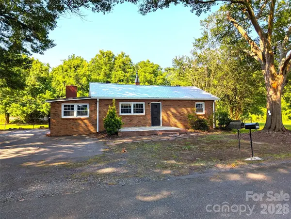 9207 Elgin Drive, Charlotte, NC 28214
