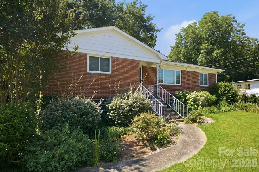 3800 Arvin Drive, Charlotte, NC 28269 - #2