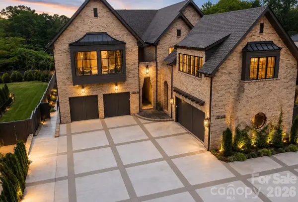 1214 S Kings Drive #A, Charlotte, NC 28207