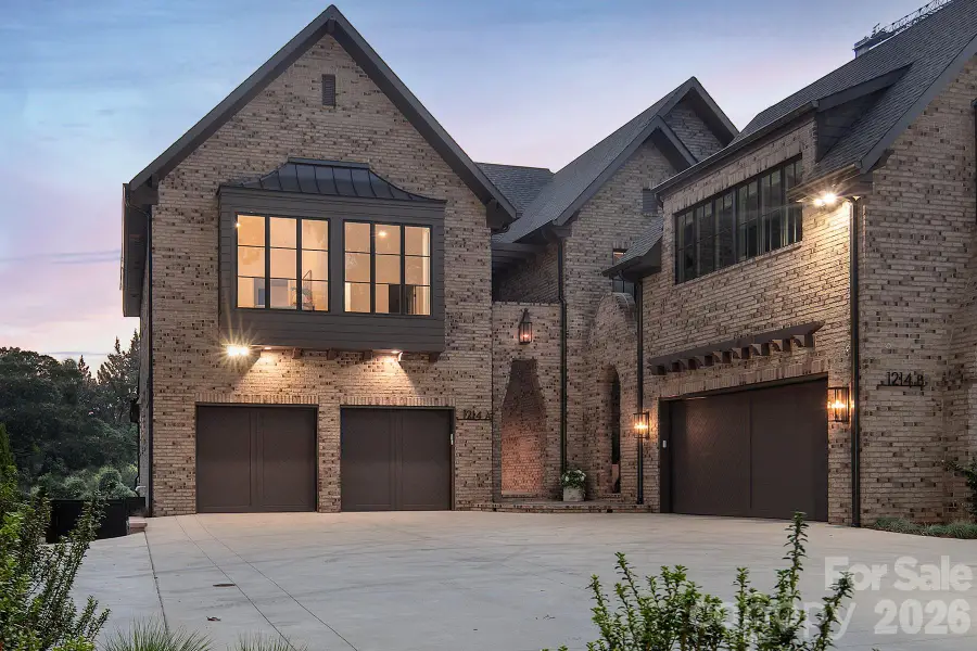 1214 S Kings Drive #A, Charlotte, NC 28207 - #2