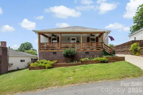13 1st Street, Cramerton, NC 28032