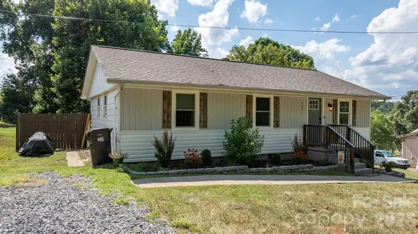 3691 Vantage Heights Circle, Lenoir, NC 28645