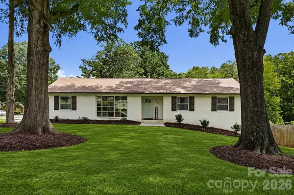 1301 Manchester Lane, Charlotte, NC 28227