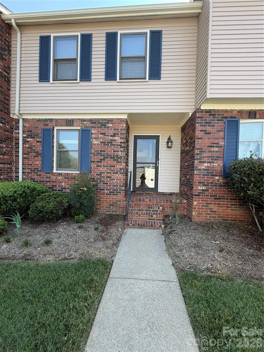 2705 N Center Street #46, Hickory, NC 28601 - #2