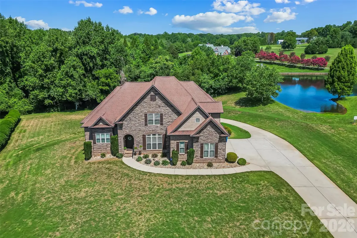 5895 Bakers Point, Hickory, NC 28602 - #1