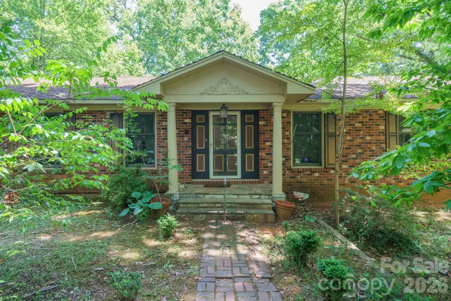 1729 Brentwood Drive, Newton, NC 28658 - #2