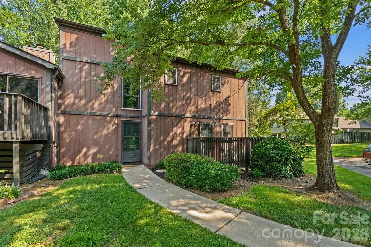 6100 Honeysuckle Lane, Charlotte, NC 28212 - #1