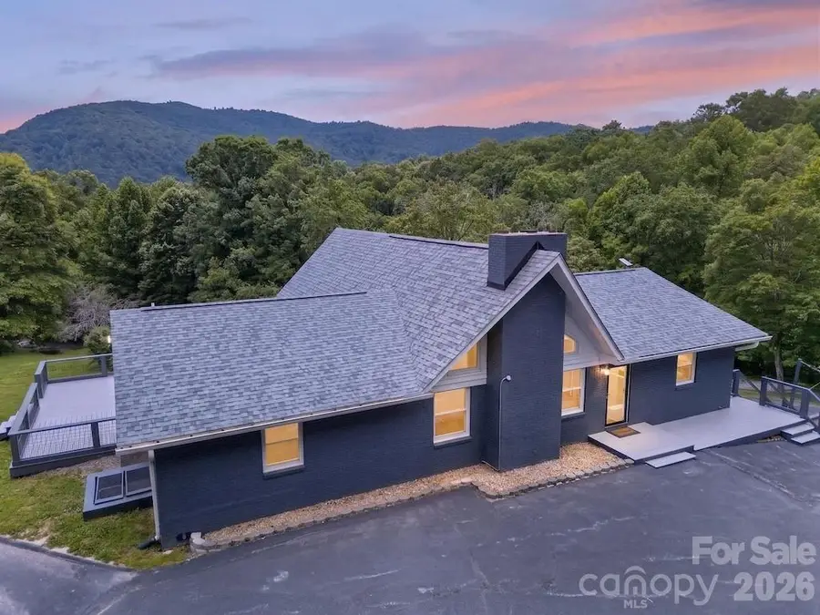97 Whippoorwill Lane, Fairview, NC 28730 - #2