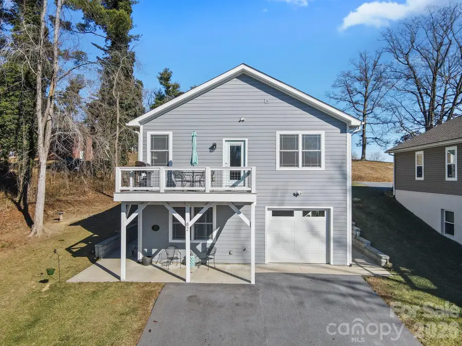 82 Summit Circle, Hendersonville, NC 28739 - #3
