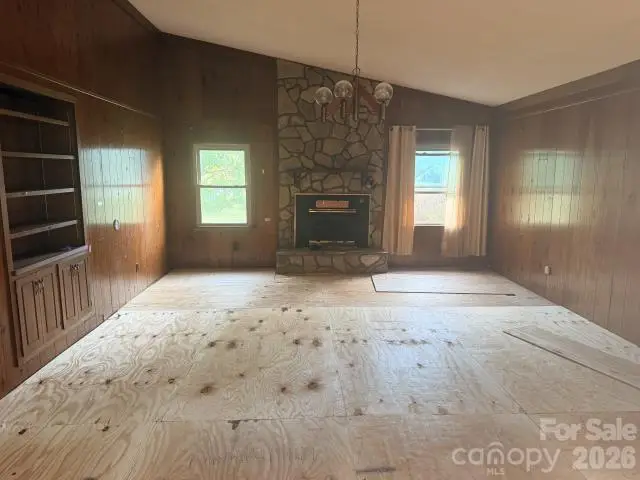 102 Nob Hill Drive, Gaffney, SC 29340 - #2