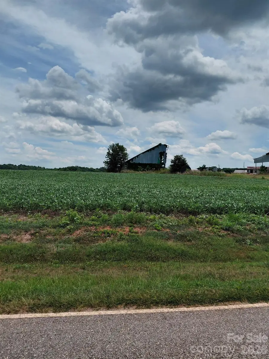 000 Howards Bridge Road, Union Grove, NC 28689 - #2