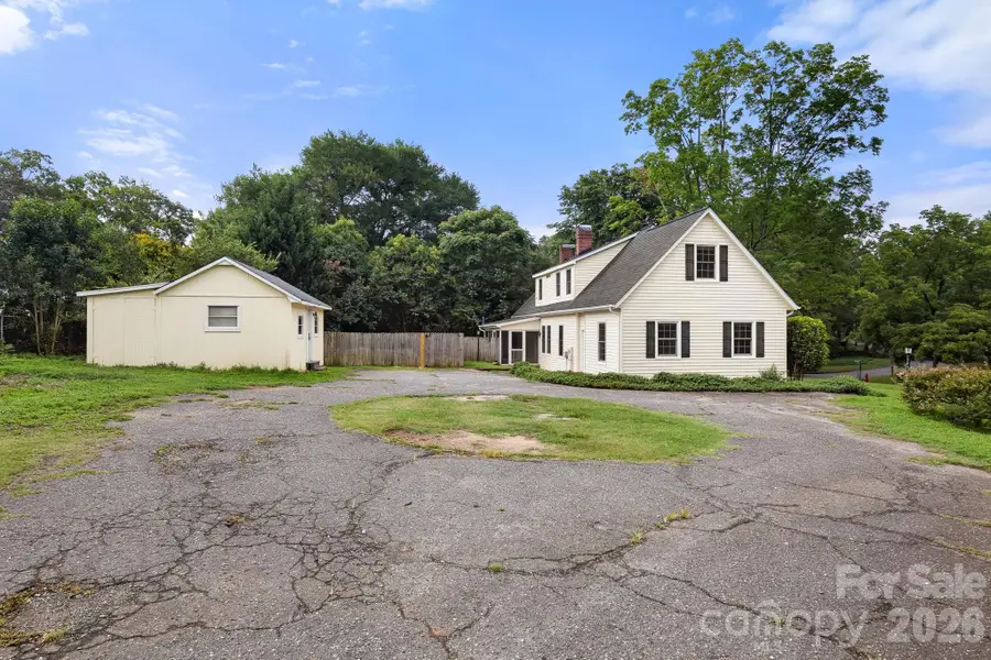207 Edgemont Drive, Shelby, NC 28150 - #3