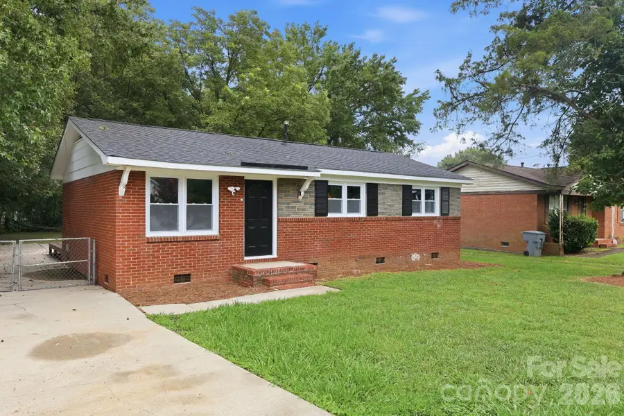 9430 Trinity Road, Charlotte, NC 28216 - #3