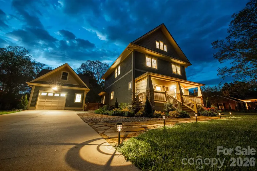 6 Hamlet Street, Black Mountain, NC 28711 - #3