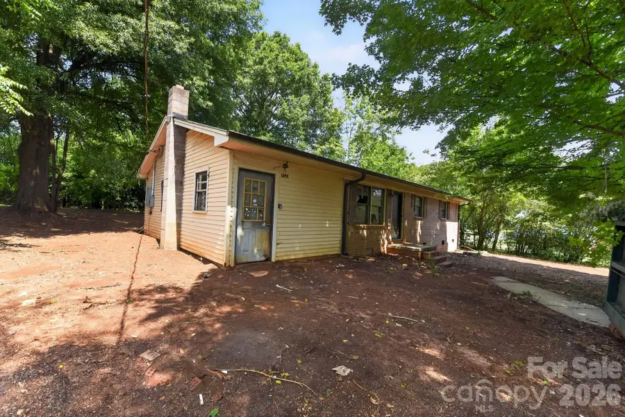 1393 Field Circle, Hickory, NC 28602 - #2