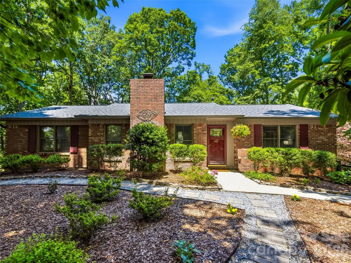 518 Starmount Lane, Hendersonville, NC 28791 - #1