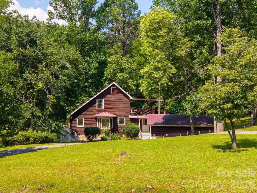 26 W Cowee Woods Court, Franklin, NC 28734 - #3