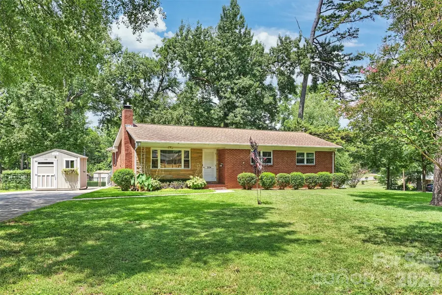 2134 Bromwich Road, Charlotte, NC 28208 - #3