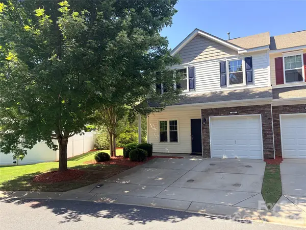 305 Sandy Spring Lane, Clover, SC 29710